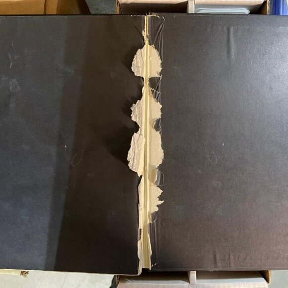 1970-71 Esso Power Players Complete Set in Hard Cover Album. Album is damaged. - Picture 8 of 8